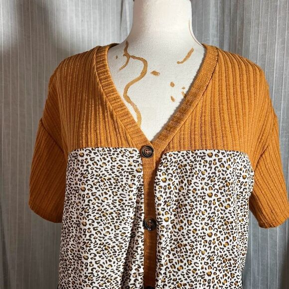 Above and Beyond | Women’s | Blouse | XL | Abstract Colorblock Leopard Boho Chic - Picture 6 of 6
